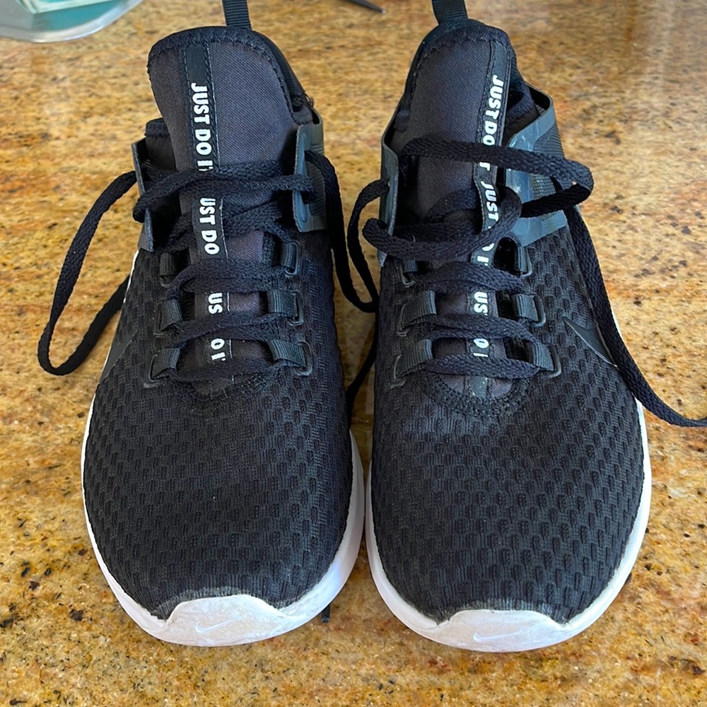 Nike Air Max Bella Trainer women’s size 7